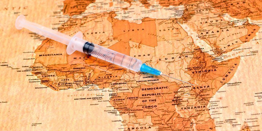 Kaart van Afrika en een injectiespuit