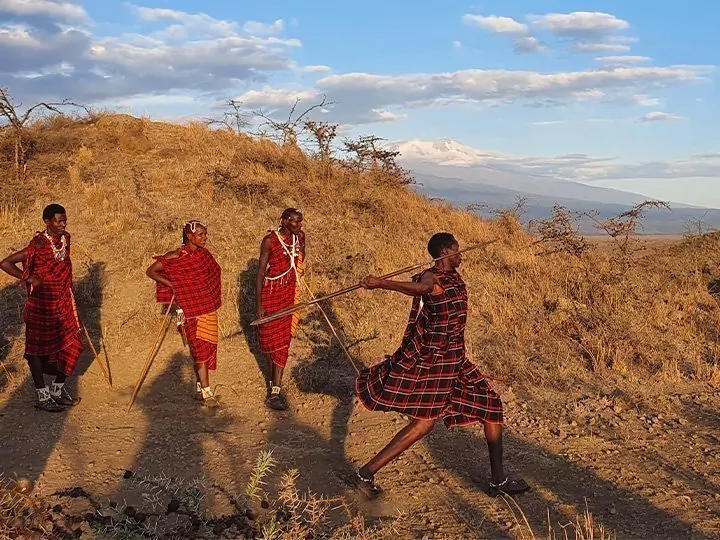 Rond de Kilimanjaro: safari, natuur en cultuur in Kenia en Tanzania