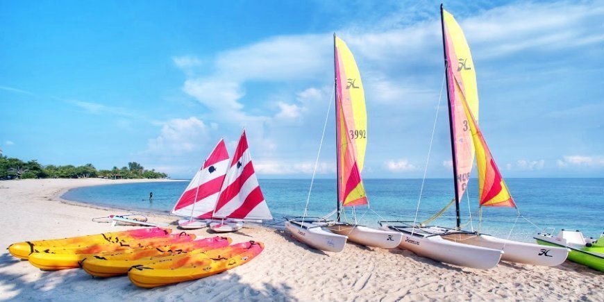 Boten op het strand in Jibacaca