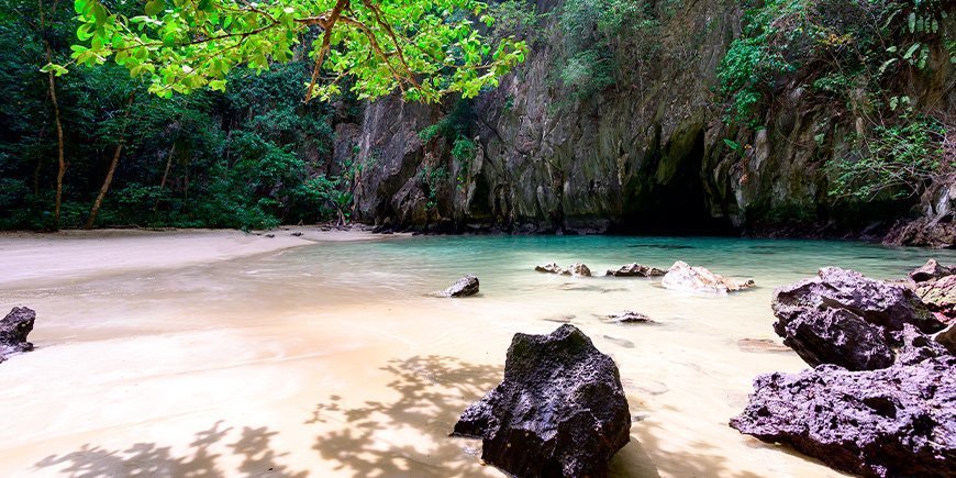 Smaragden grot op Koh Mook