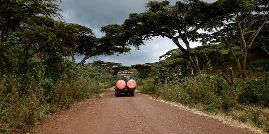 Dramatische donkere wolken in Tanzania