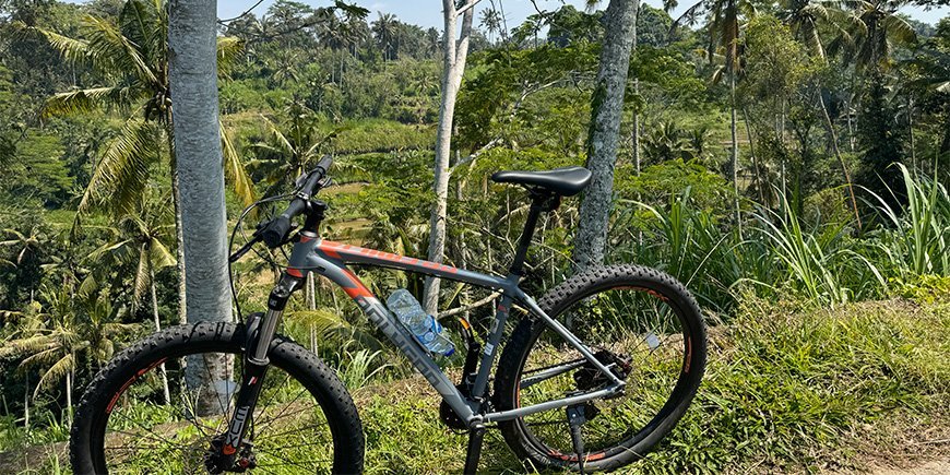 Mountainbiken in een prachtige omgeving